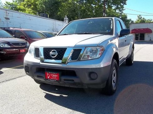 Used 2013 Nissan Frontier S w/ S Preferred Pkg RWD image 1
