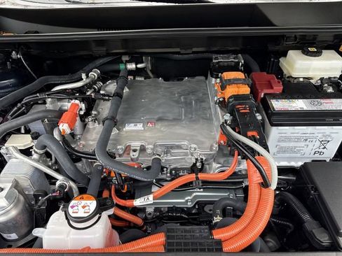 New 2026 Subaru Solterra AWD/4WD image 24