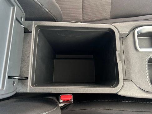 Certified 2023 Nissan Sentra SV FWD image 23