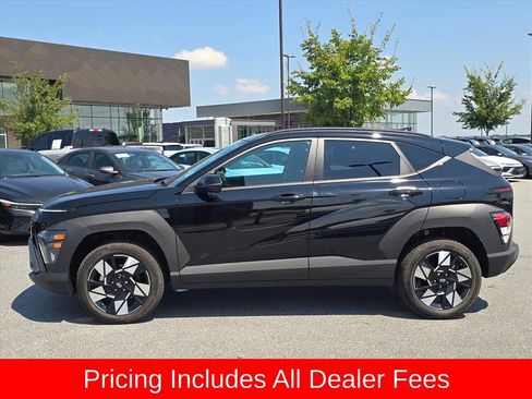 Certified 2025 Hyundai Kona SEL AWD/4WD image 6