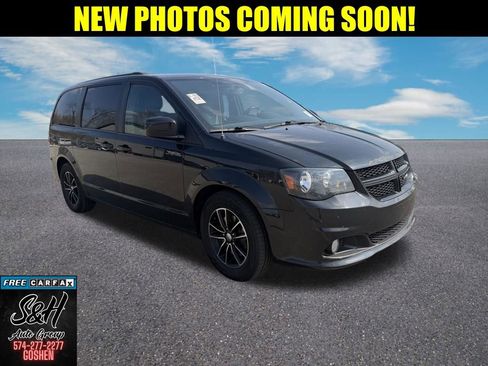 Used 2018 Dodge Grand Caravan GT image 1