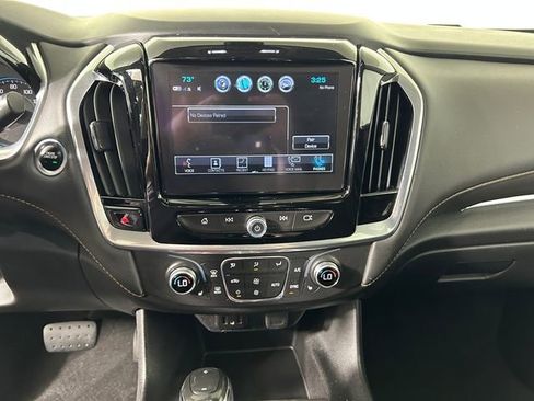 Used 2019 Chevrolet Traverse LT AWD/4WD image 21