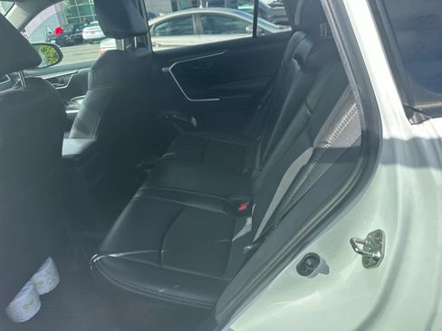 Used 2019 Toyota RAV4 LE w/ All Weather Liner Package image 6