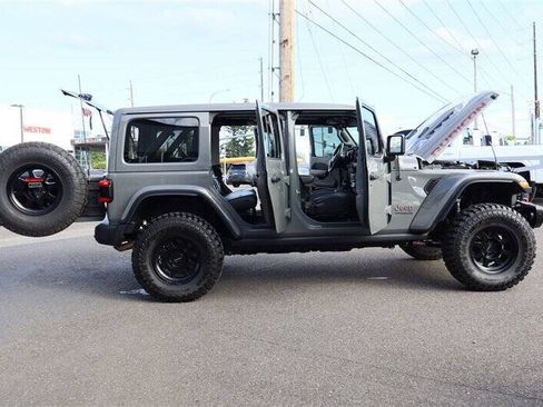 Used 2019 Jeep Wrangler Unlimited Rubicon AWD/4WD image 37