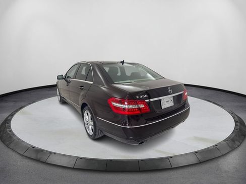 Used 2010 Mercedes-Benz E 350 Sedan image 7