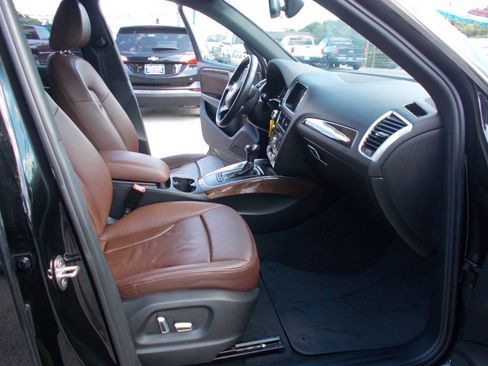 Used 2017 Audi Q5 2.0T Premium AWD/4WD image 9