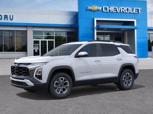 New 2026 Chevrolet Equinox ACTIV w/ Convenience Package III AWD/4WD image 2
