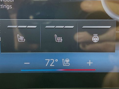 New 2026 BMW X5 xDrive50e w/ Climate Comfort Package image 23