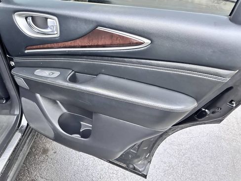 Used 2016 INFINITI QX60 Luxe w/ Deluxe Technology Package image 28