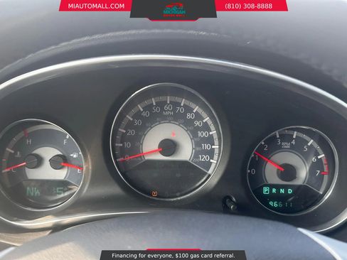 Used 2012 Chrysler 200 Touring image 30