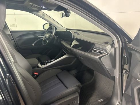 Used 2025 Audi Q5 Premium Plus w/ Premium Plus image 10