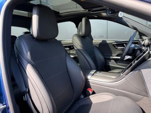 Used 2022 Mercedes-Benz C 300 4MATIC Sedan image 52