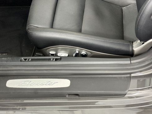 Certified 2024 Porsche 718 Boxster RWD image 24