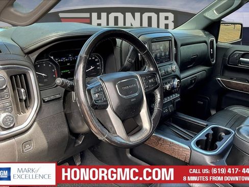 Used 2021 GMC Sierra 1500 Denali w/ Denali Ultimate Package AWD/4WD image 18