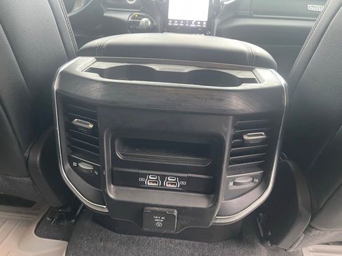 Used 2023 RAM 1500 Laramie image 12