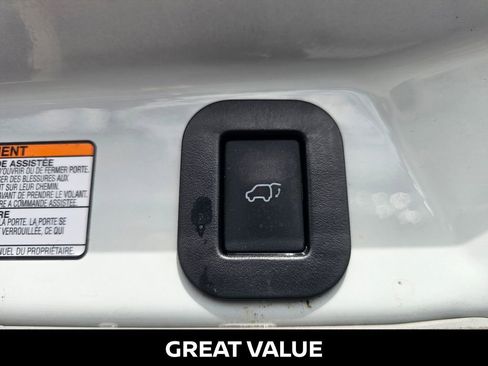 Used 2017 Toyota Sienna Limited image 15