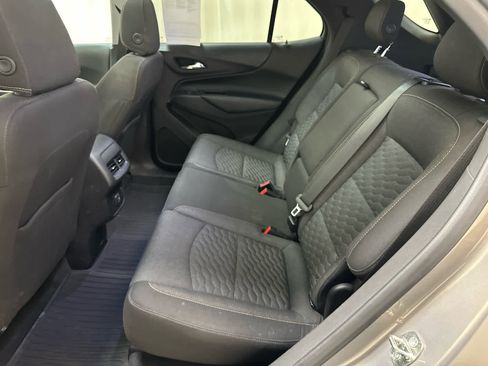 Used 2019 Chevrolet Equinox LT w/ Sun & Navigation Package image 19