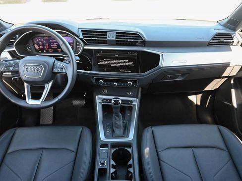 Certified 2025 Audi Q3 2.0T Premium w/ Convenience Package image 5