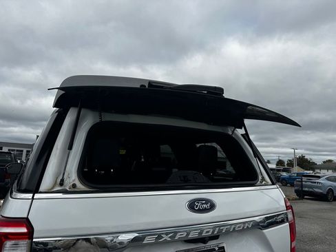 Used 2018 Ford Expedition XLT w/ Equipment Group 201A image 36