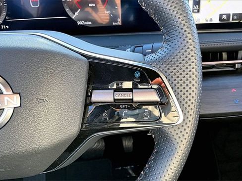 Certified 2025 Nissan Ariya AWD image 12