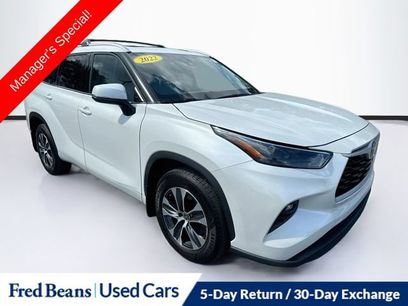 Used 2022 Toyota Highlander XLE