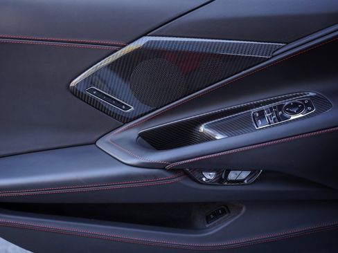 Used 2020 Chevrolet Corvette Stingray w/ 3LT Preferred Equipment Group image 27