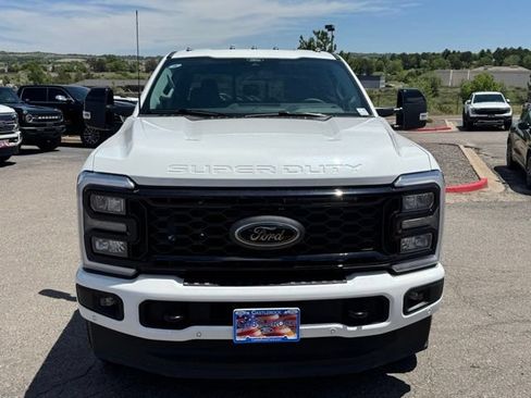 New 2026 Ford F250 Lariat w/ Black Appearance Package AWD/4WD image 8