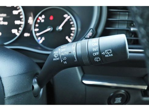 Certified 2025 MAZDA CX-30 AWD 2.5 S w/ Preferred Package image 18