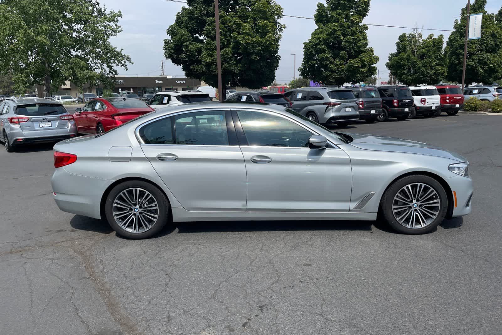 Used 2018 BMW 530i xDrive AWD/4WD image 6