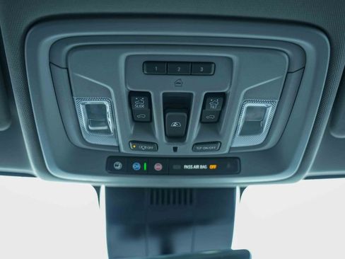 Used 2025 GMC Sierra 2500 Denali w/ Denali Reserve Package image 35