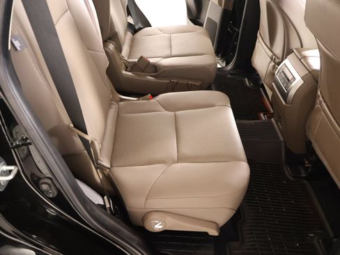 Used 2022 Lexus GX 460 Premium AWD/4WD image 16