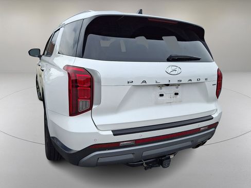 Used 2024 Hyundai Palisade Limited AWD/4WD image 7