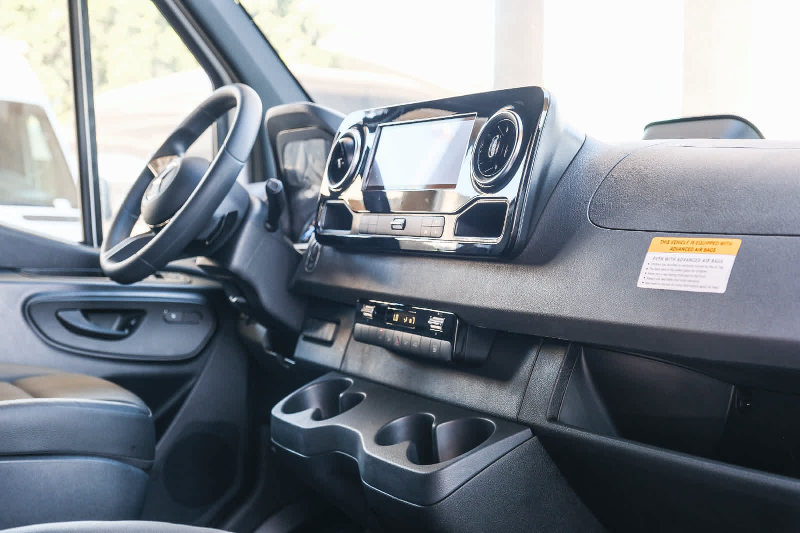 New 2025 Mercedes-Benz eSprinter 170 Cargo image 20