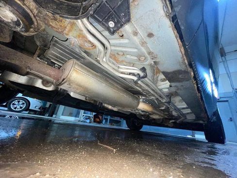 Used 2015 Chevrolet Traverse LT image 16