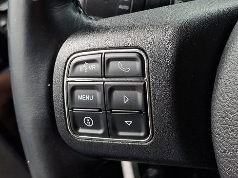 Used 2013 Jeep Wrangler Unlimited Sahara w/ Connectivity Group AWD/4WD image 19