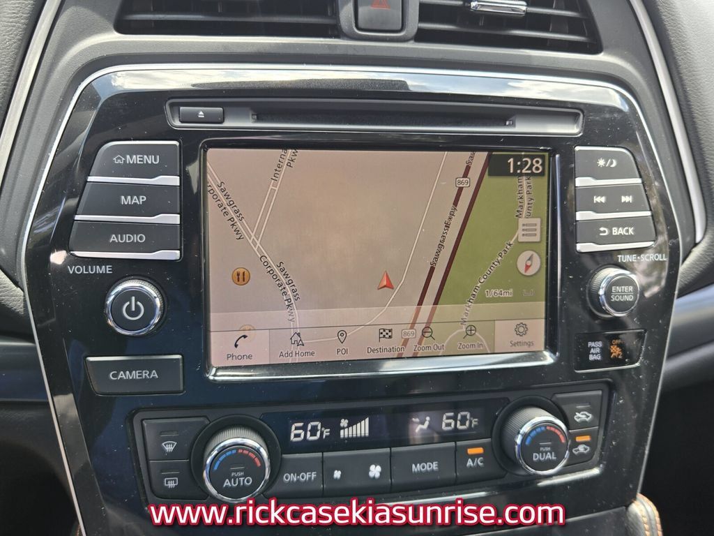 Used 2019 Nissan Maxima SR w/ Premium Package FWD image 24