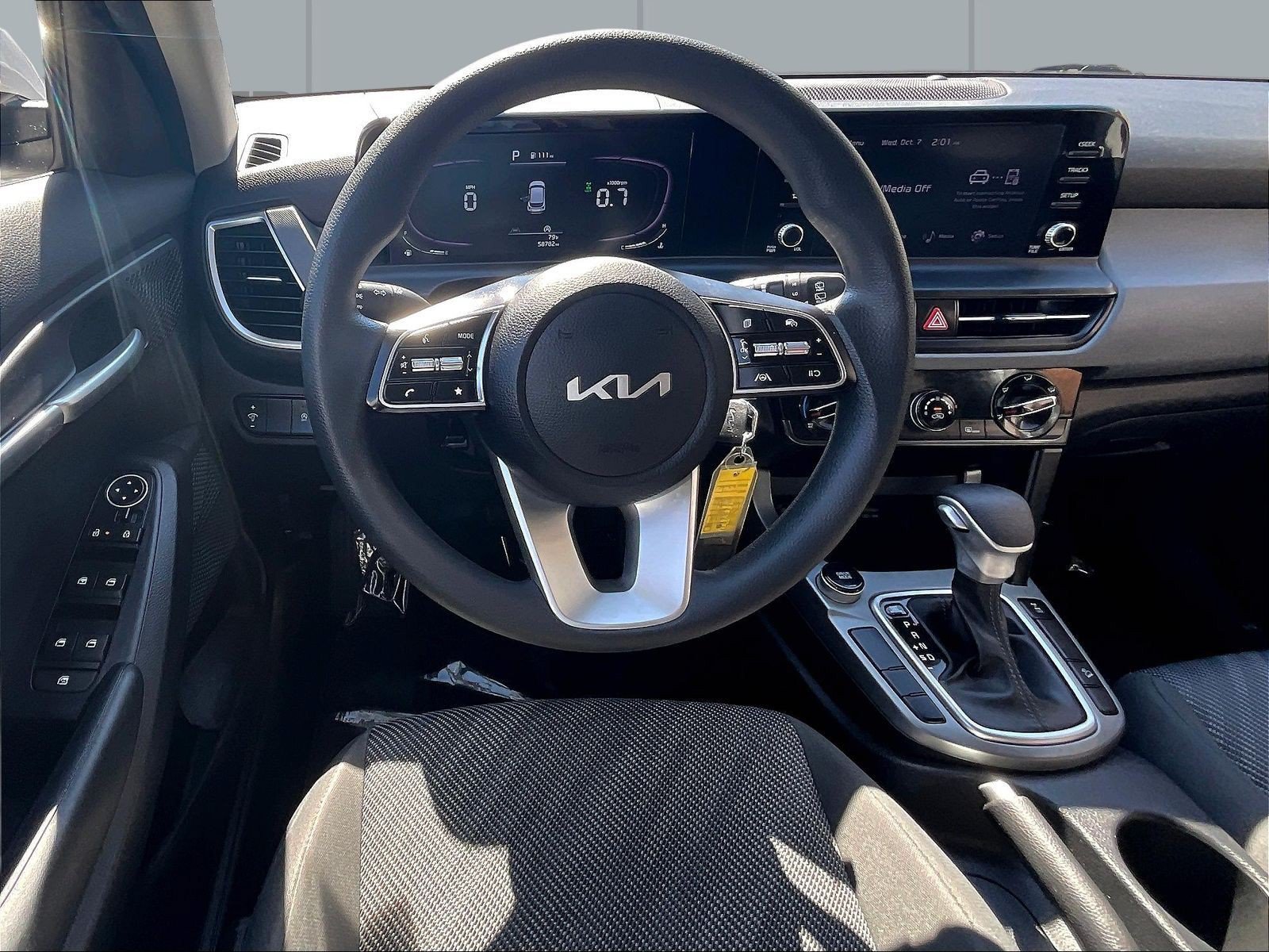 Used 2024 Kia Seltos LX AWD/4WD image 10