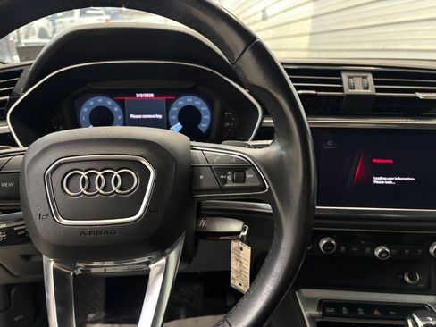 Used 2022 Audi Q3 2.0T Premium Plus image 17
