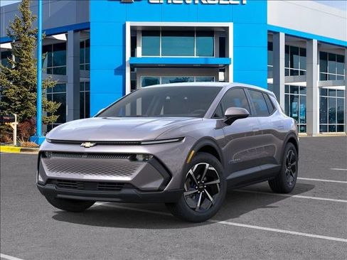 New 2026 Chevrolet Equinox EV LT image 6