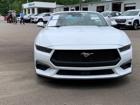 Used 2025 Ford Mustang Premium RWD image 8