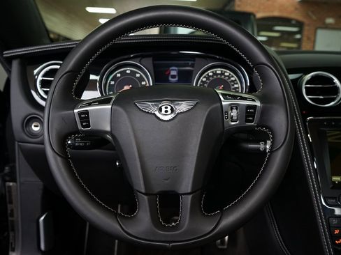 Used 2016 Bentley Continental GT image 6