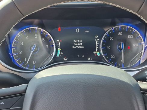 New 2025 Chrysler Pacifica Limited w/ Trailer Tow Group image 39