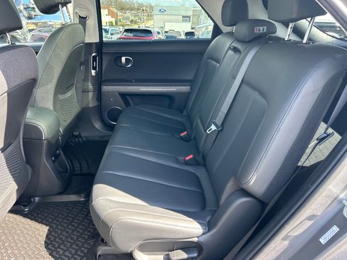 Used 2022 Hyundai Ioniq 5 Limited image 11