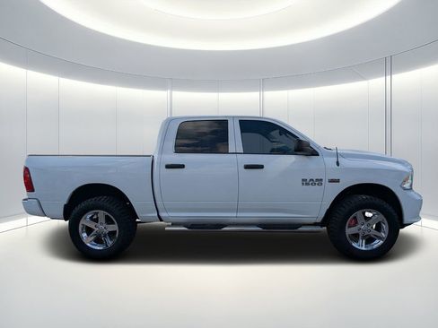 Used 2016 RAM 1500 Express image 3