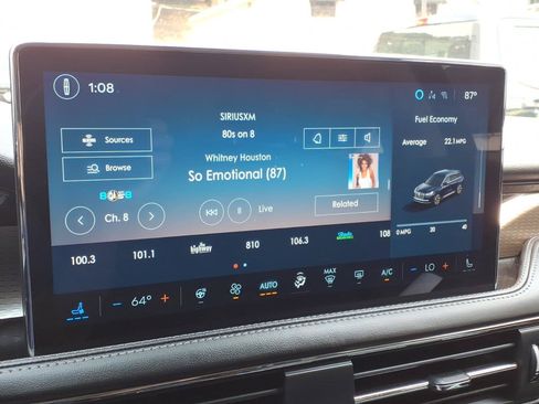 Used 2024 Lincoln Corsair Reserve w/ Equipment Group 202A AWD/4WD image 23