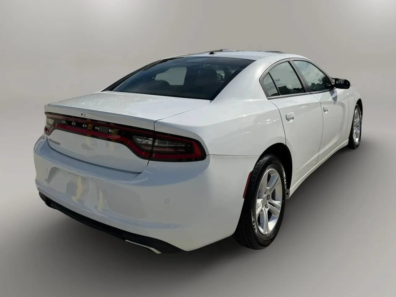 Used 2021 Dodge Charger SXT w/ Leather Interior Group RWD image 7