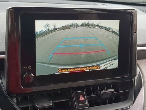 Certified 2025 Toyota Corolla Cross L image 12