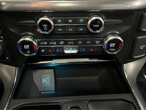 Certified 2021 Ford F150 Lariat w/ Equipment Group 502A High image 36