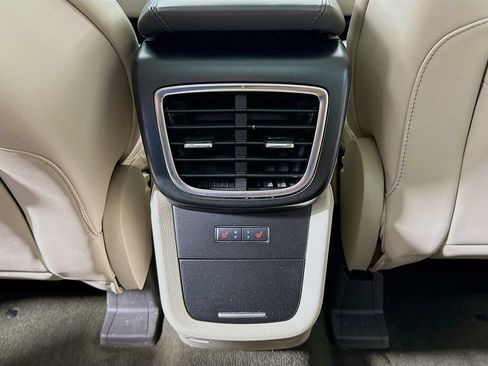 Used 2020 Lincoln Nautilus Reserve FWD image 30