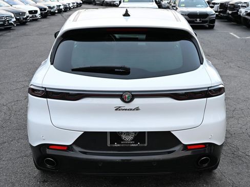 Used 2024 Alfa Romeo Tonale Veloce w/ Active Assist Package AWD/4WD image 9